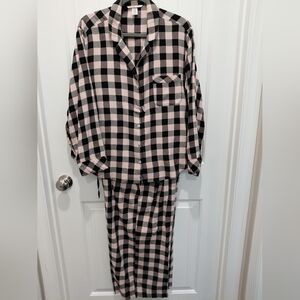 Victoria's Secret Pink and Black Buffalo Plaid Pajama Set #0659